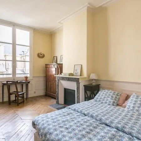 Paris-sur-seine-chez-caroline アパート *