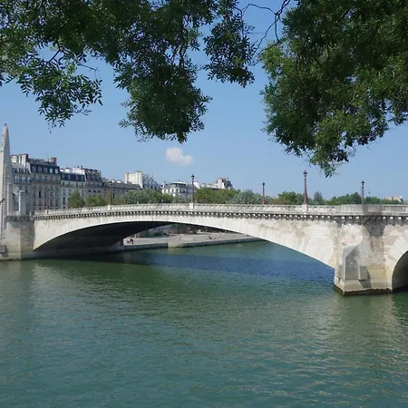 Paris-sur-seine-chez-caroline *