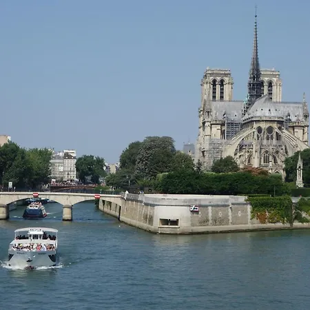 Paris-sur-seine-chez-caroline * パリ