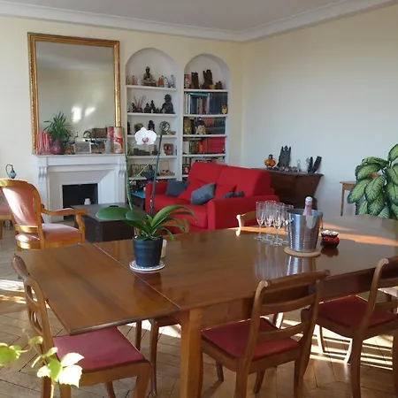 Апартаменты Paris-sur-seine-chez-caroline Париж